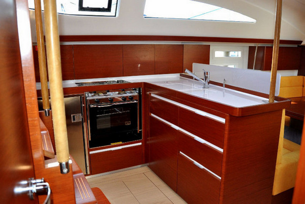 Elan 444 Impression, Izola