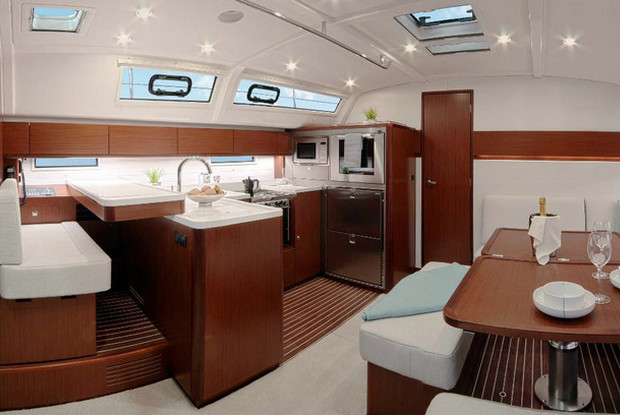 Bavaria Cruiser 51, Procida