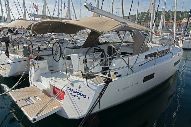 Sun Odyssey 440, Split