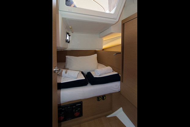 Sun Odyssey 440 - 3 cab., Split