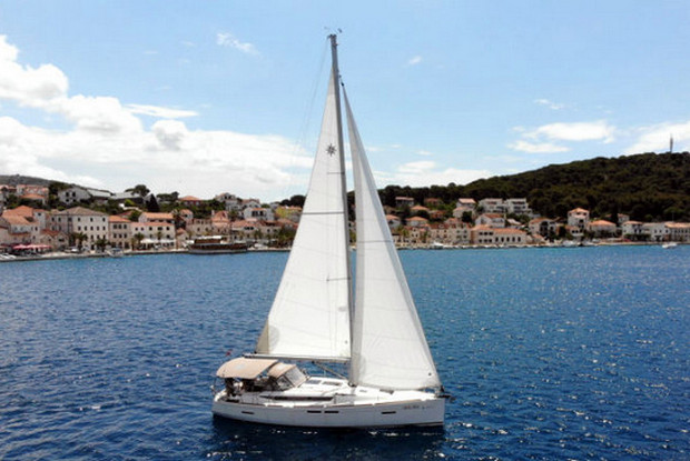 Sun Odyssey 419 - 3 cab., Rogoznica