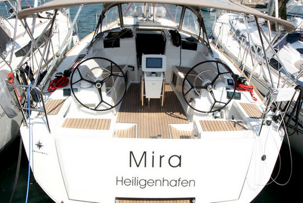 Sun Odyssey 419 - 3 cab., Pula