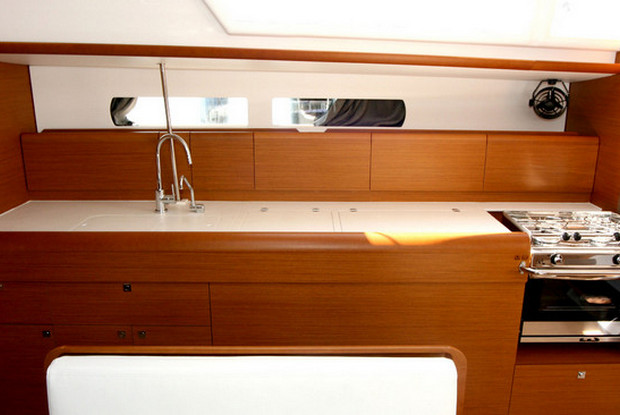 Sun Odyssey 479 - 4 cab., Pula