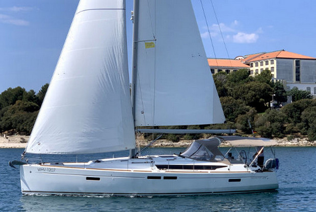 Sun Odyssey 479 - 4 cab., Pula