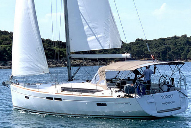 Sun Odyssey 479 - 4 cab., Pula