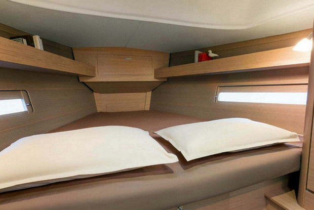 Dufour 382 GL, Trogir