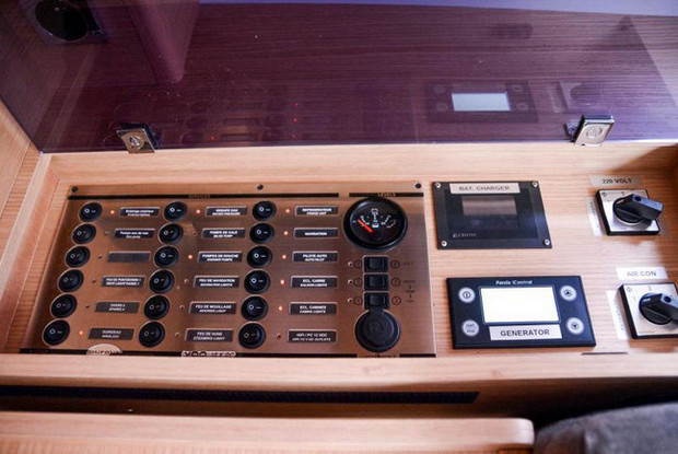 Dufour 460GL, Alimos