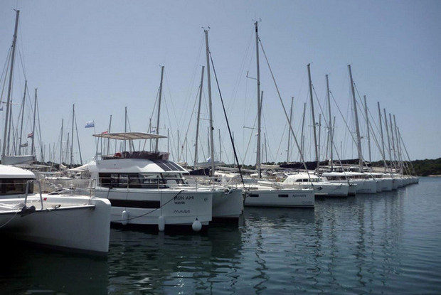 Fountaine Pajot MY 37 - 3 cab., Šibenik