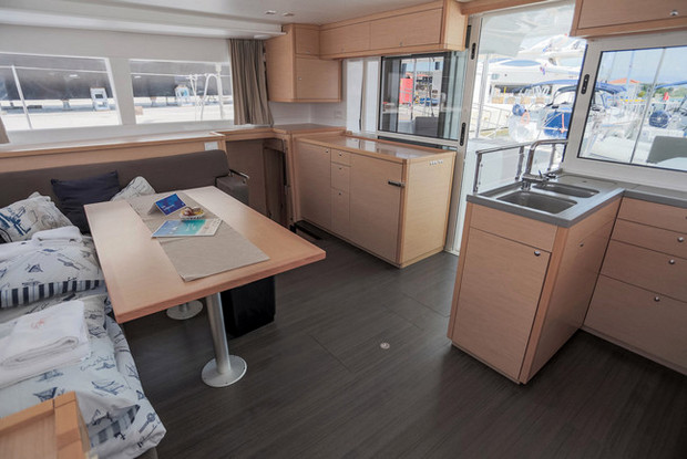 Lagoon 450 F - 4 + 2 cab., Trogir