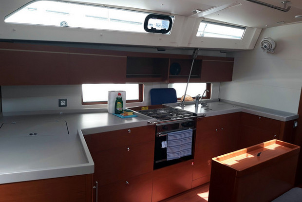 Oceanis 46.1, Trogir