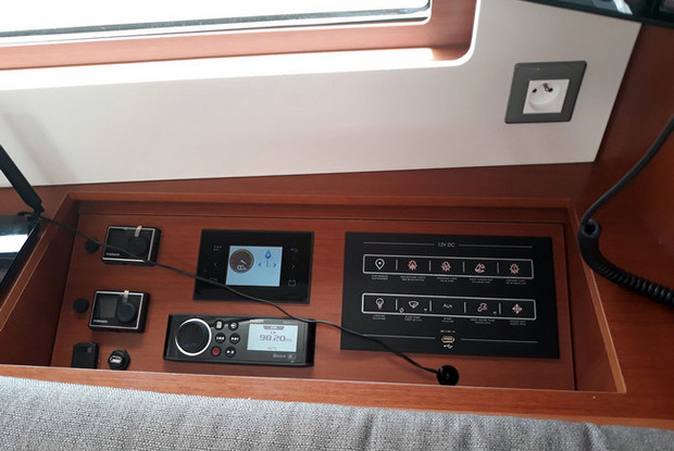 Oceanis 46.1, Trogir