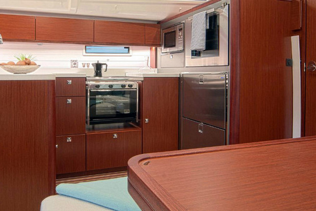 Bavaria Cruiser 51, Alimos