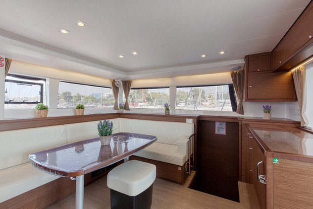 Lagoon 450  Flybridge, Alimos