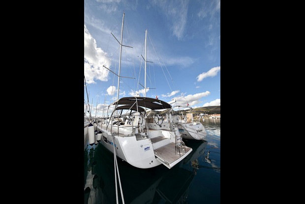 Jeanneau 54 - 5 + 1 cab.	, Trogir