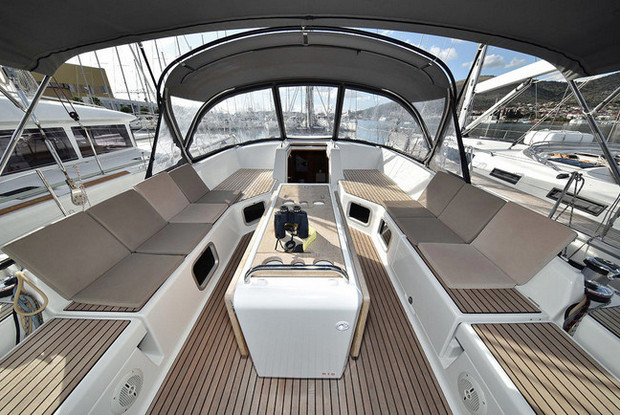 Jeanneau 54 - 5 + 1 cab.	, Trogir