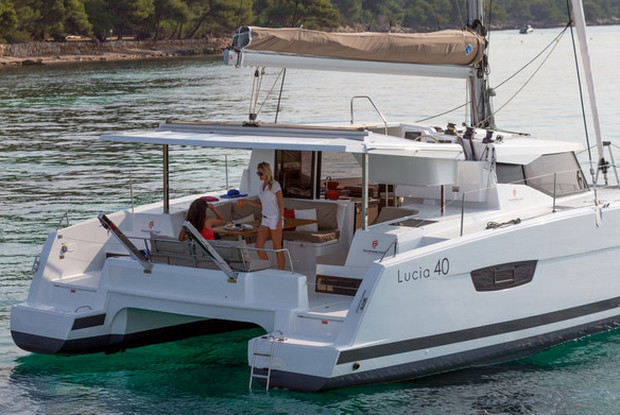 Fountaine Pajot Lucia 40 - 4 cab., Trogir