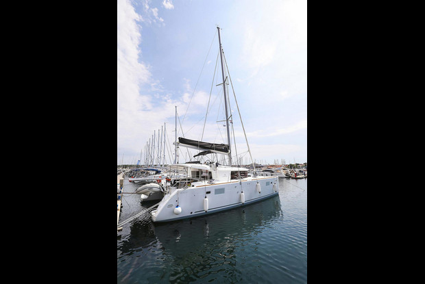 Lagoon 450 F - 4 + 2 cab., Pula