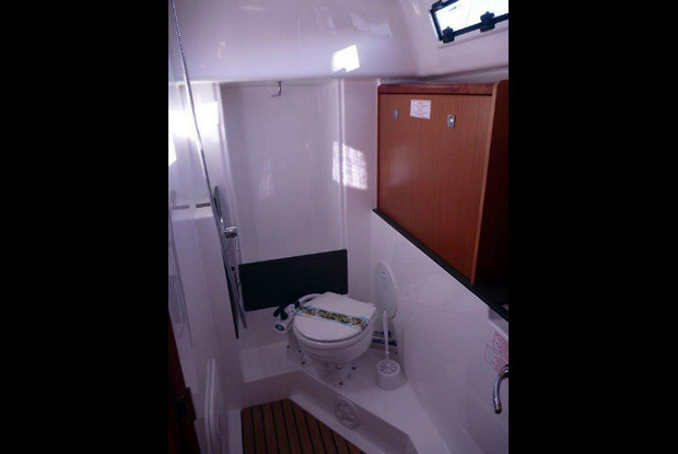 Bavaria Cruiser 33, Šibenik