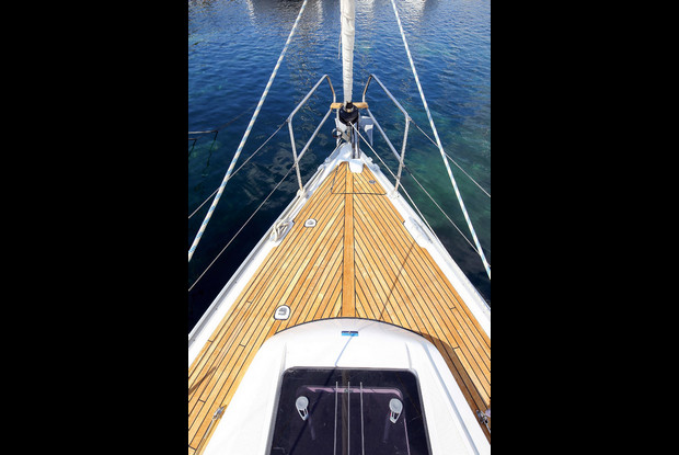 Bavaria Cruiser 33, Jezera