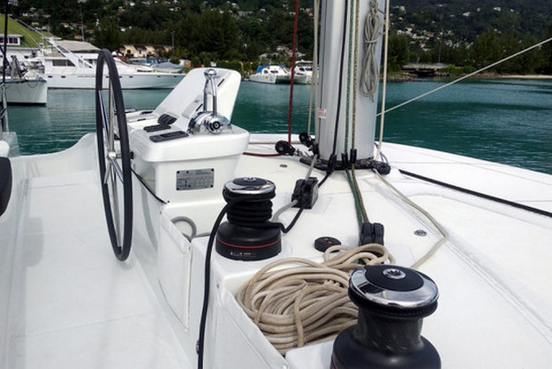 Lagoon 50, Roche Caiman