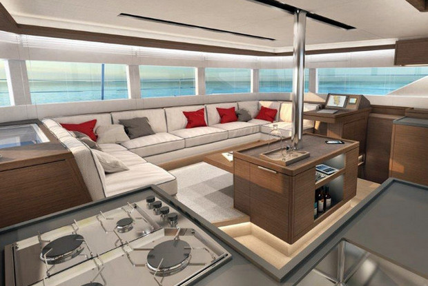 Lagoon 50, Roche Caiman