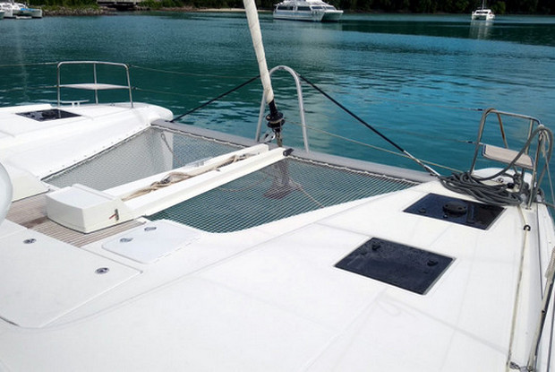 Lagoon 50, Roche Caiman