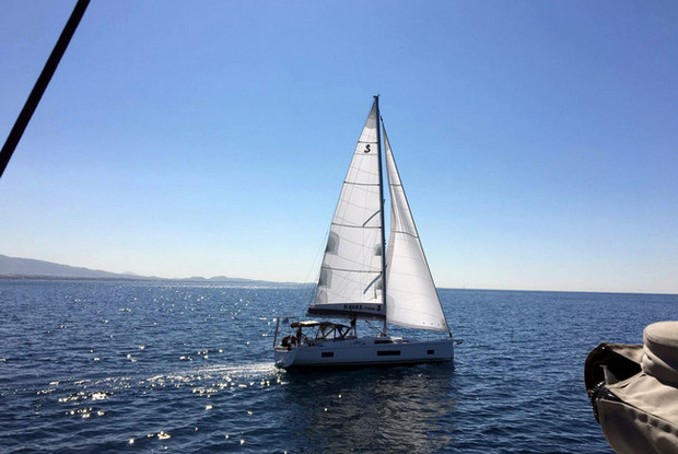 Oceanis 46.1, Alimos