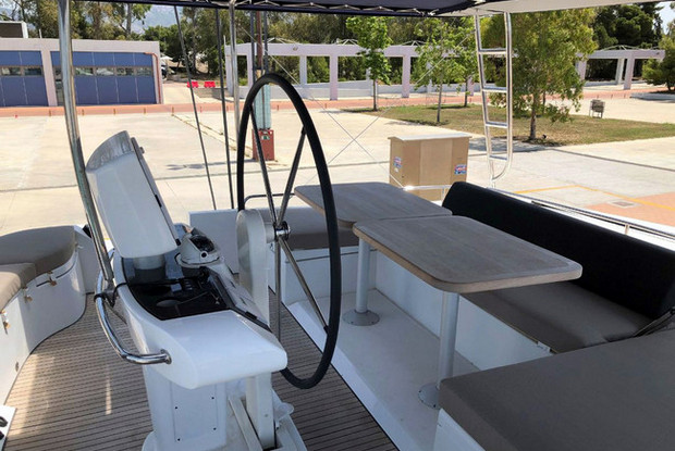 Lagoon 52 F - 6 + 2 cab., Elliniko