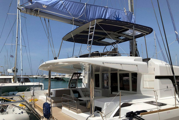 Lagoon 52 F - 6 + 2 cab., Elliniko