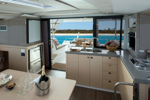 Fountaine Pajot Lucia 40 - 4 cab., Trogir