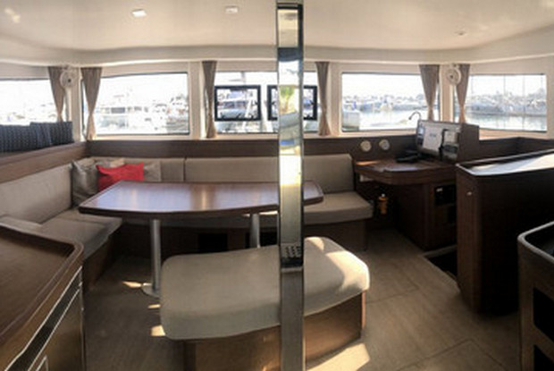 Lagoon 42 - 4 + 2 cab., Kontokali-Corfu