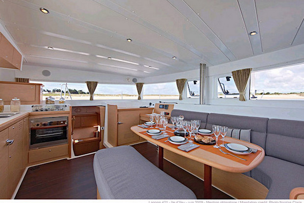 Lagoon 42 - 4 + 2 cab., Tourlos