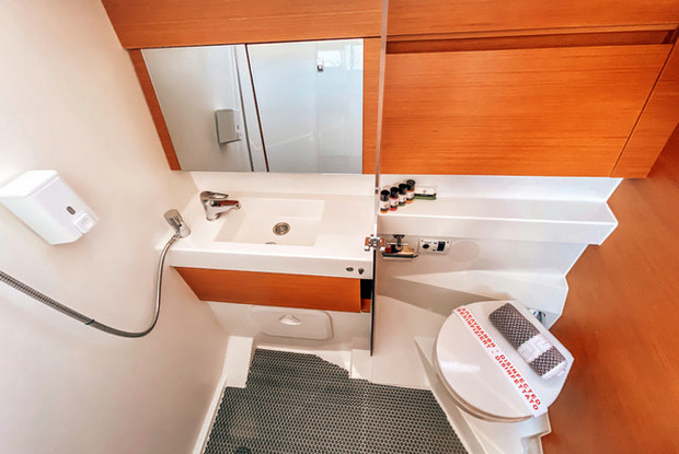 Sun Odyssey 410 - 3 cab., Alimos