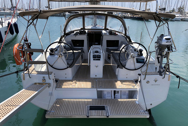Sun Odyssey 410 - 3 cab., Alimos