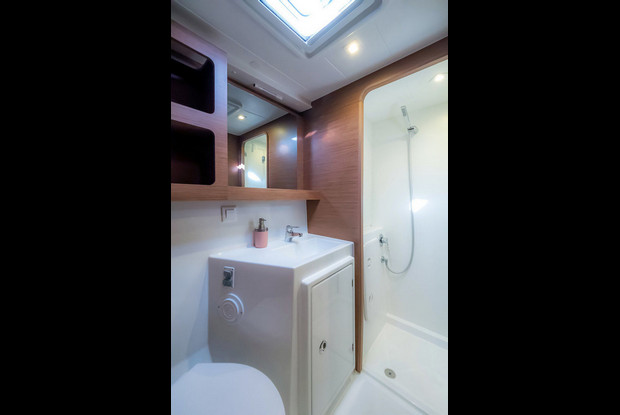 Lagoon 42 - 4 + 2 cab., Biograd na Moru