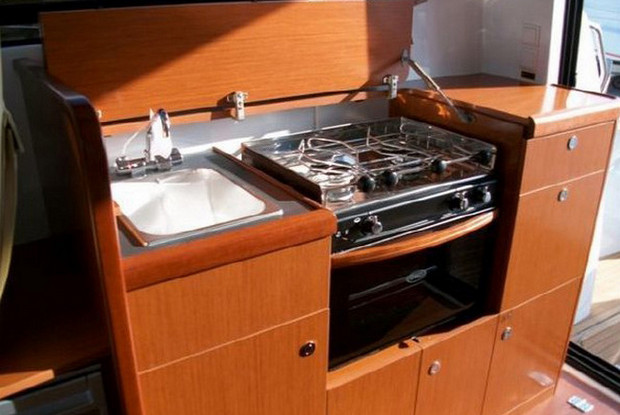 Antares 32 Fly, Cannigione