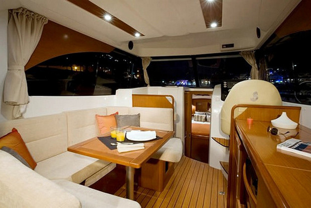 Antares 32 Fly, Cannigione