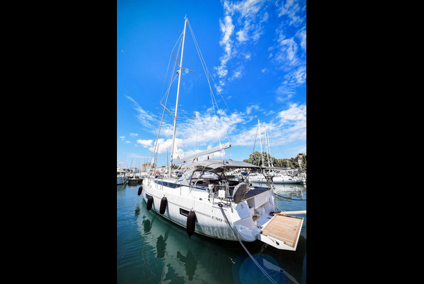 Bavaria C50 Style - 3 + 1 cab., Zadar