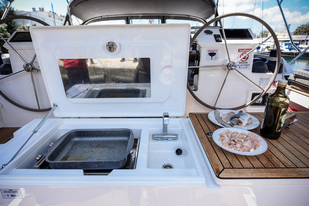 Bavaria C50 Style - 3 + 1 cab., Zadar