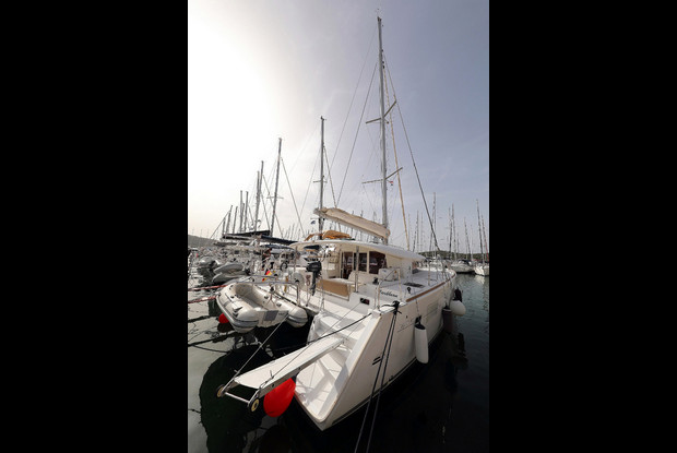 Lagoon 400 - 4 + 2 cab., Pula