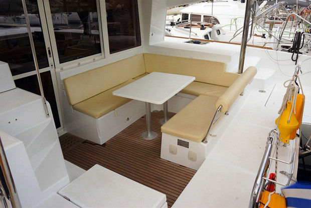 Lagoon 400 S2 - 4 + 2 cab., Kontokali-Corfu