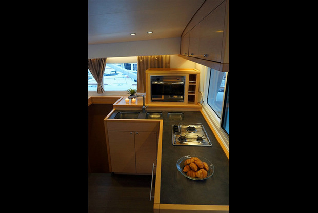 Lagoon 400 S2 - 4 + 2 cab., Kontokali-Corfu