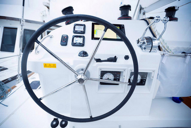 Lagoon 400 S2, Nikiti