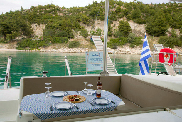 Lagoon 420 - 6 cab., Nikiti