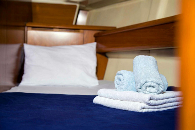 Sun Odyssey 45, Nikiti