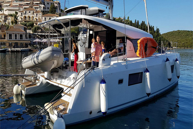 Lagoon 42 - 4 + 2 cab., Kontokali-Corfu