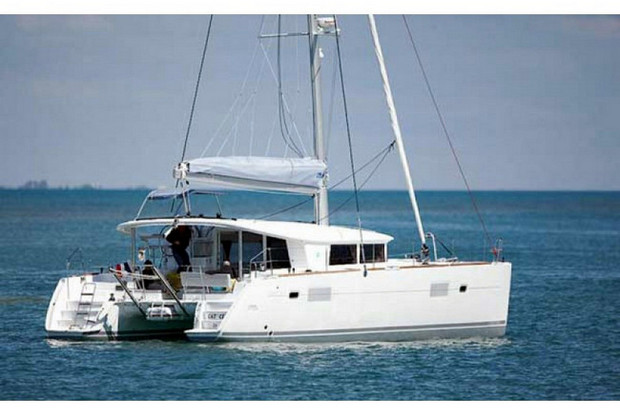 Lagoon 400 S2, Sant Antoni de Portmany