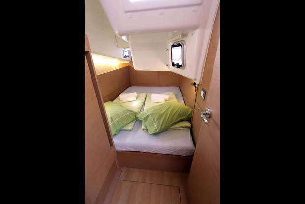 Sun Odyssey 410 - 3 cab., Lavrio