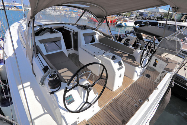 Sun Odyssey 410 - 3 cab., Lavrio