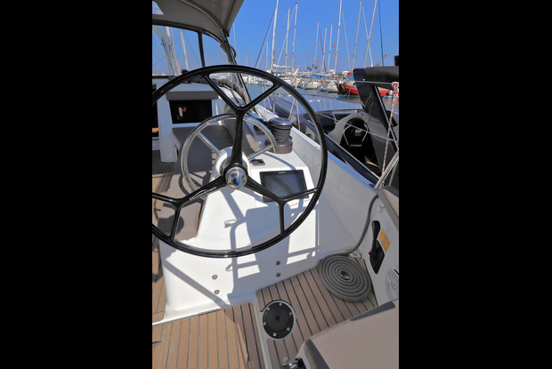 Sun Odyssey 410 - 3 cab., Lavrio